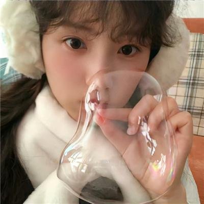 生活艰难所以快乐